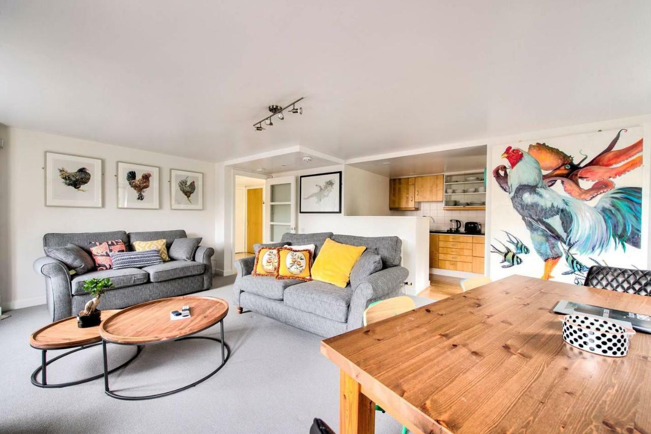 Altido Ultra Stylish Calton Road Apt W/ Parking Apartment Edinburgh Exterior photo
