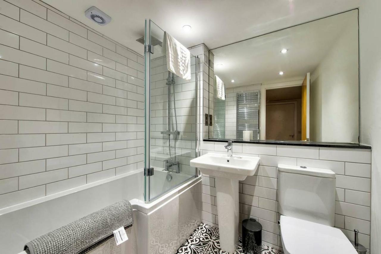 Altido Ultra Stylish Calton Road Apt W/ Parking Apartment Edinburgh Exterior photo